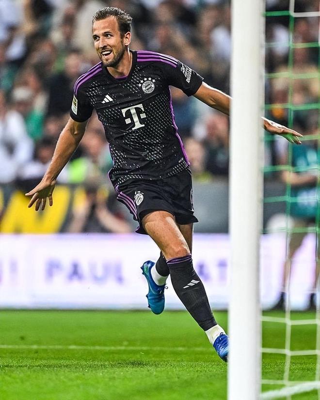 高领奖台发 高领奖台发