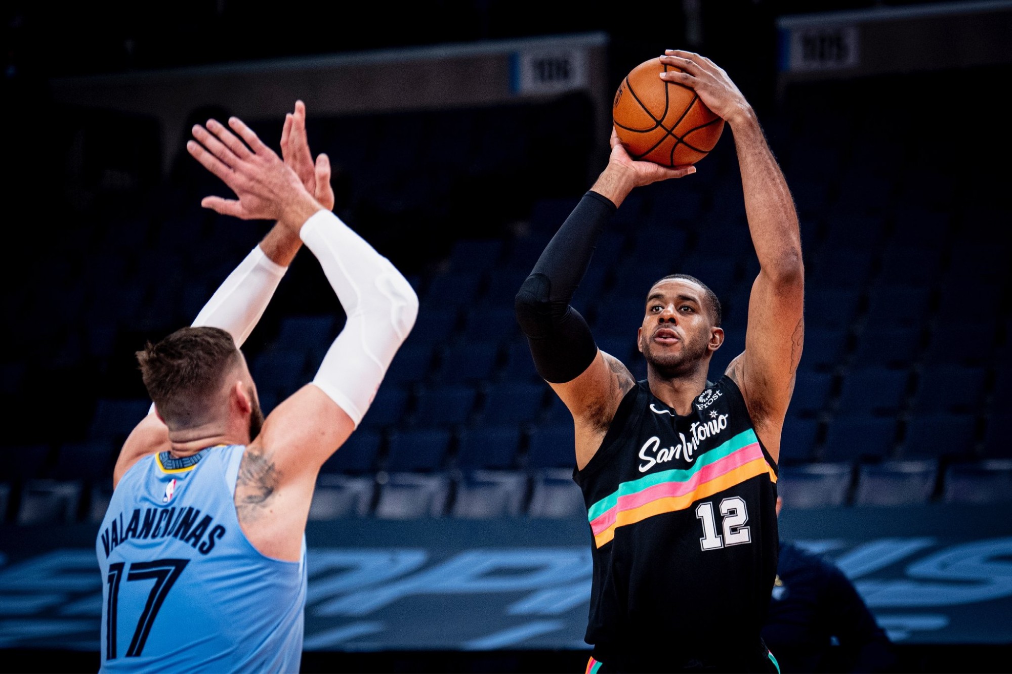 关键影响 关键影响