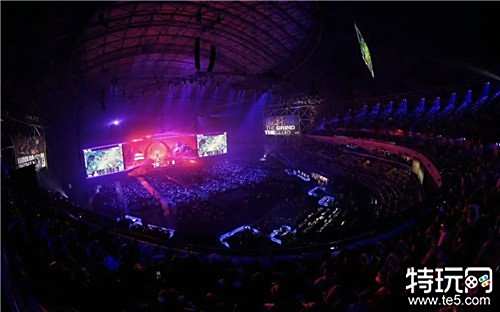 每一手牌都 每一手牌都