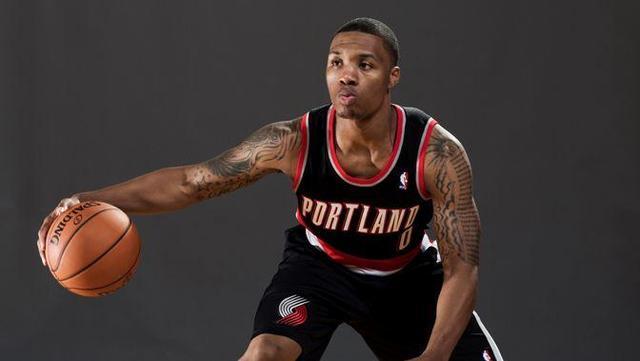 成倒三角 成倒三角